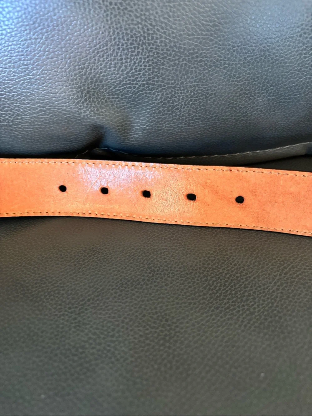 Kirkland Signature Italian Full Grain Leather Men's Belt size 36